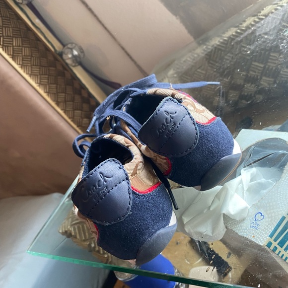 Designer Shoes Size 8 very good condition - Picture 4 of 7